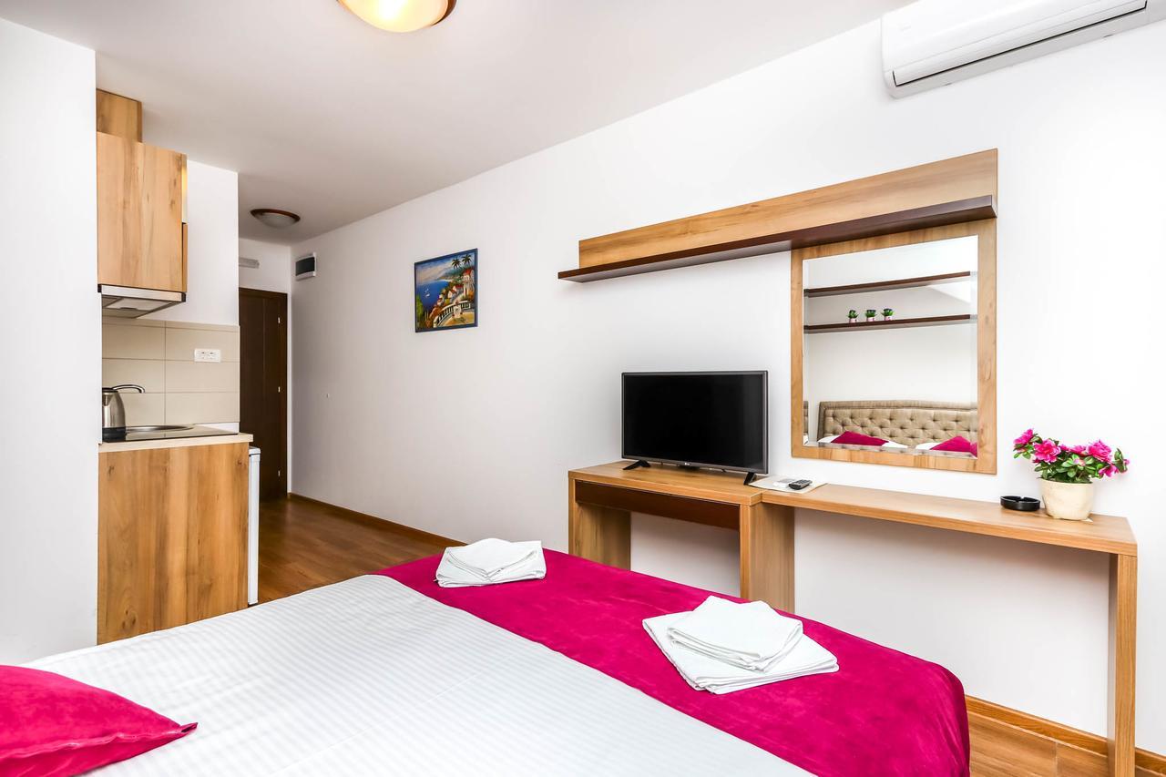 Aqua Breeze Apartments Budva Zewnętrze zdjęcie